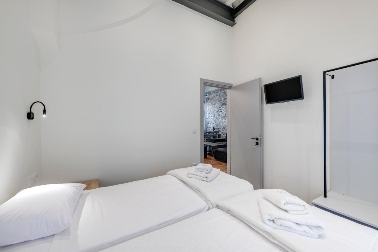 The Heart Of Syra - Your Home In Ermoupolis Ngoại thất bức ảnh